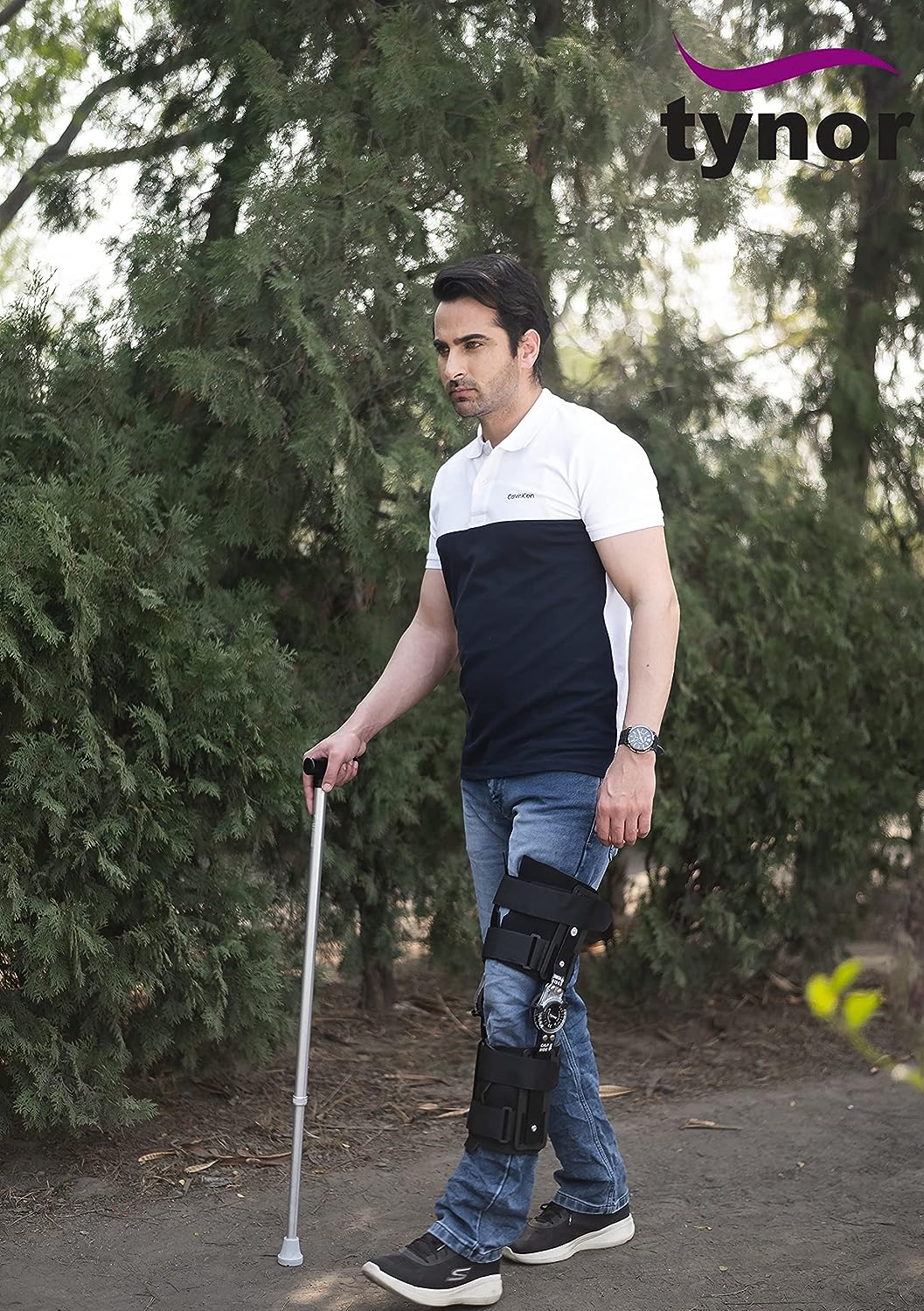 tynor R.O.M. Knee Brace 22 D48
