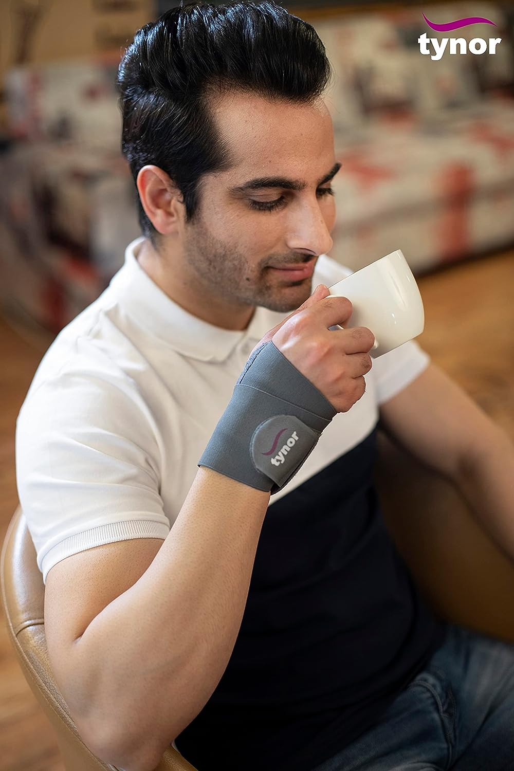 Tynor Wrist Brace with Thumb E06